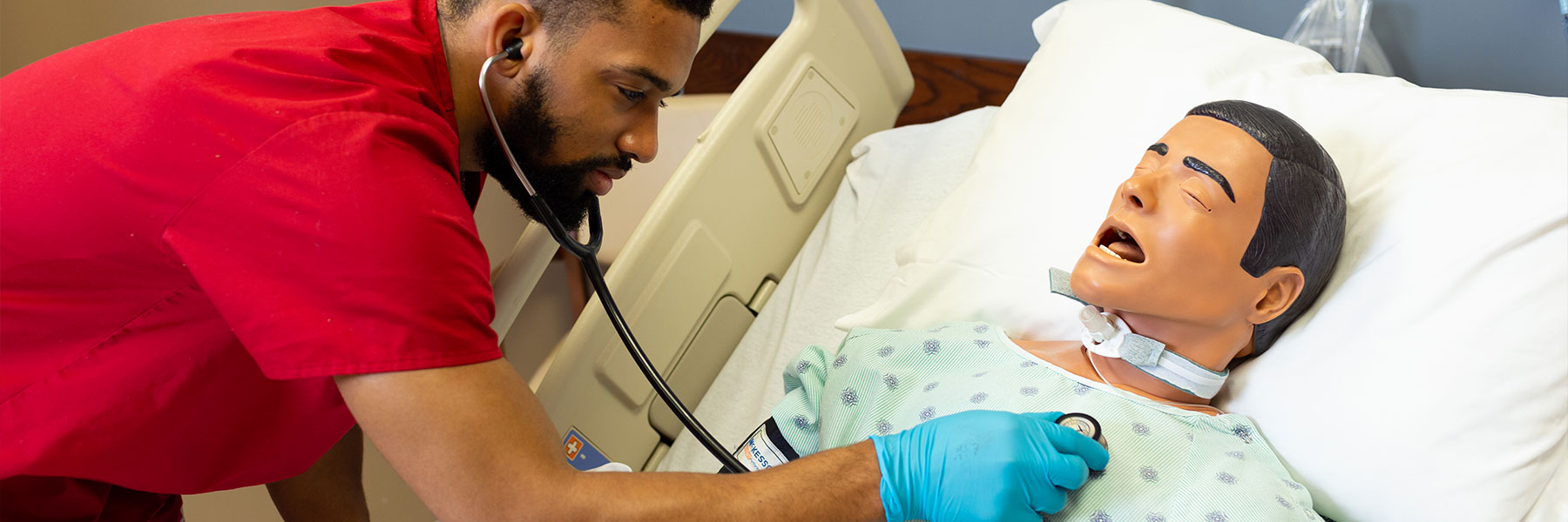 IUPUI nursing student hands-on learning