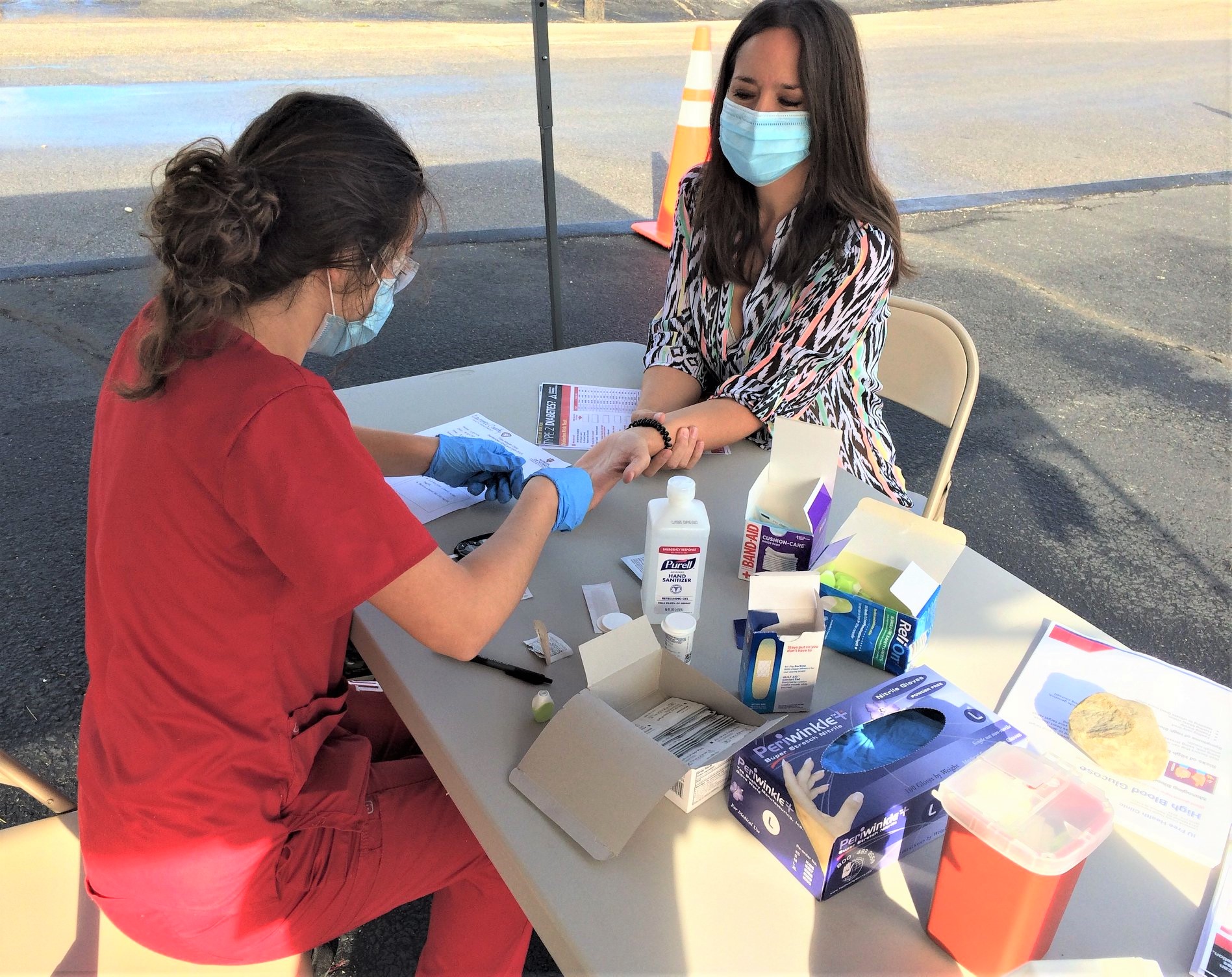 Student nurse treating client