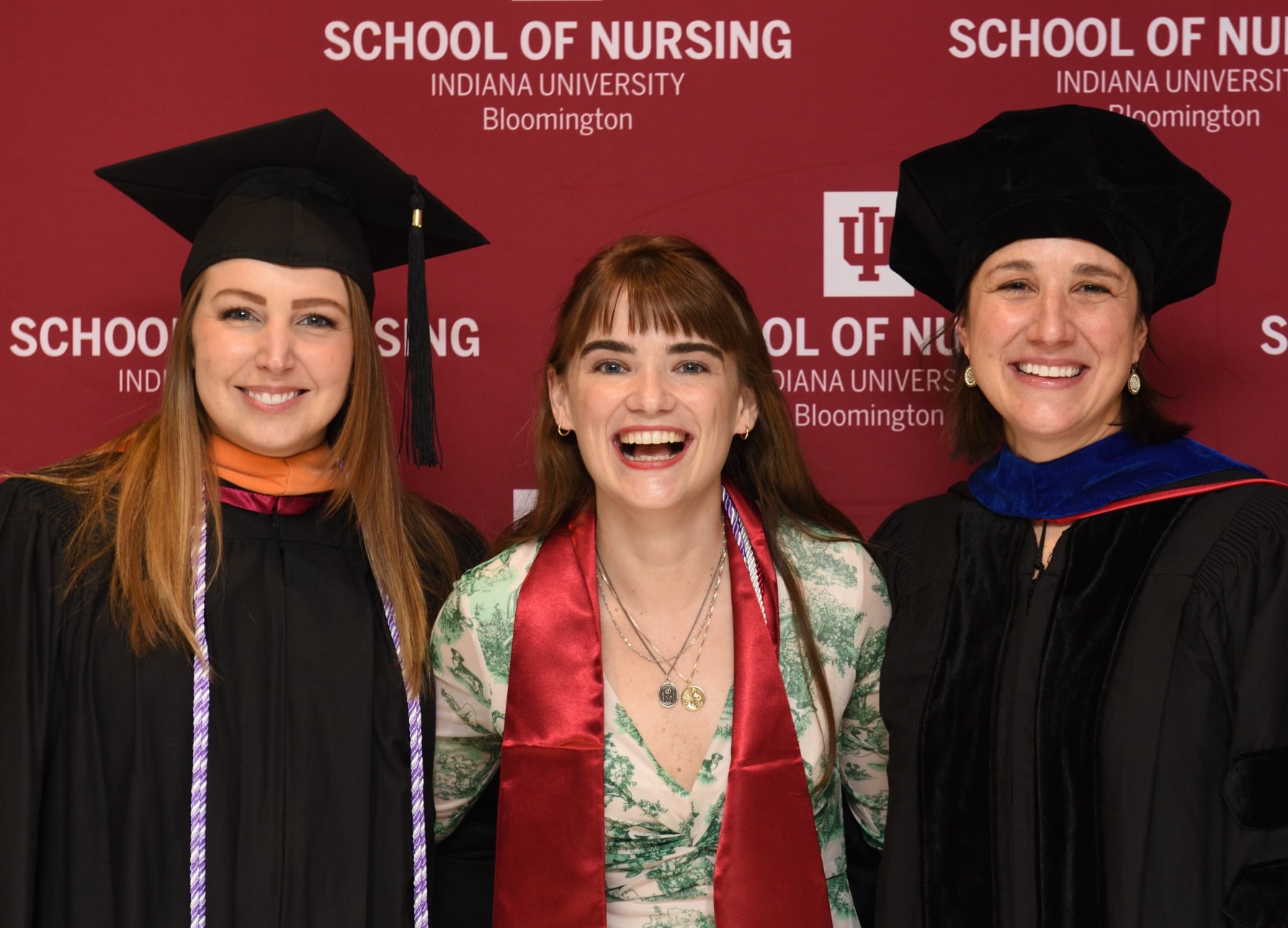 IUSON grads and faculty