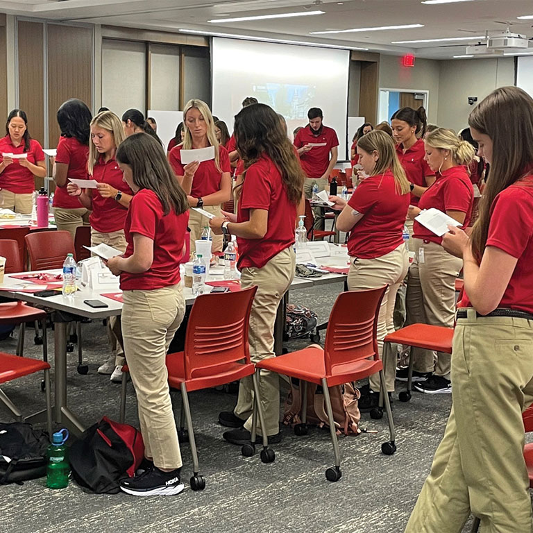 Students at new student orientation